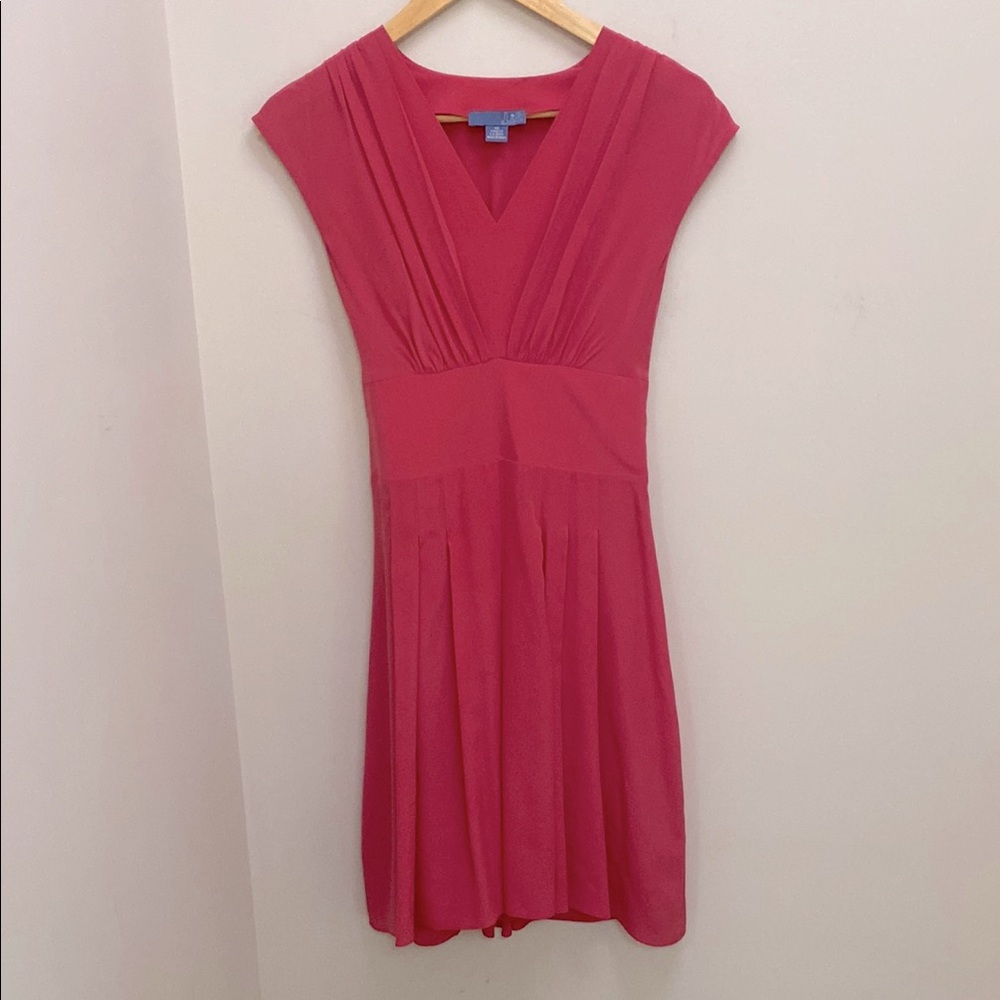 Anthropologie Dil size xs pink 100% silk dress Pink Pleated  Flutter Sleeves